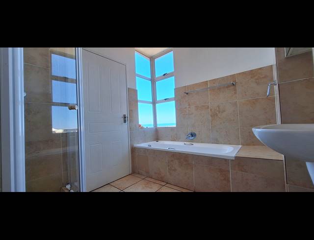 3 BEDROOM APARTMENT RENTED IN MORNINGSIDE